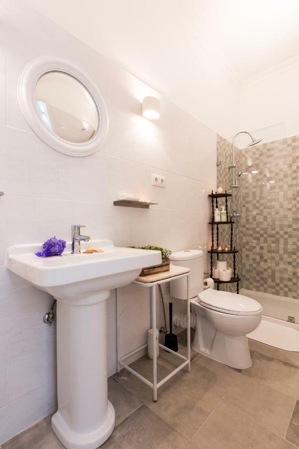 Lisbon Secret & Charming Baixa 4 Bedroom Apartment Екстер'єр фото